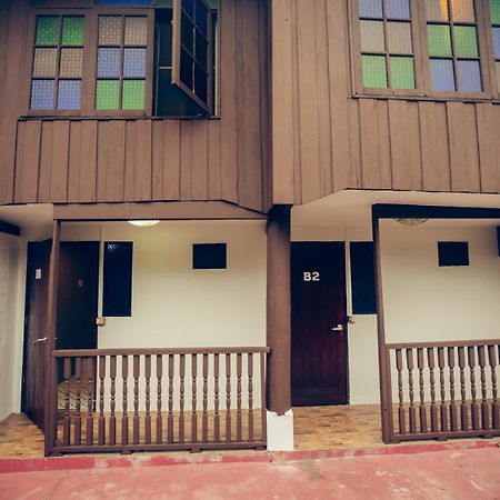 Agga Cnx Hostel 치앙마이 외부 사진