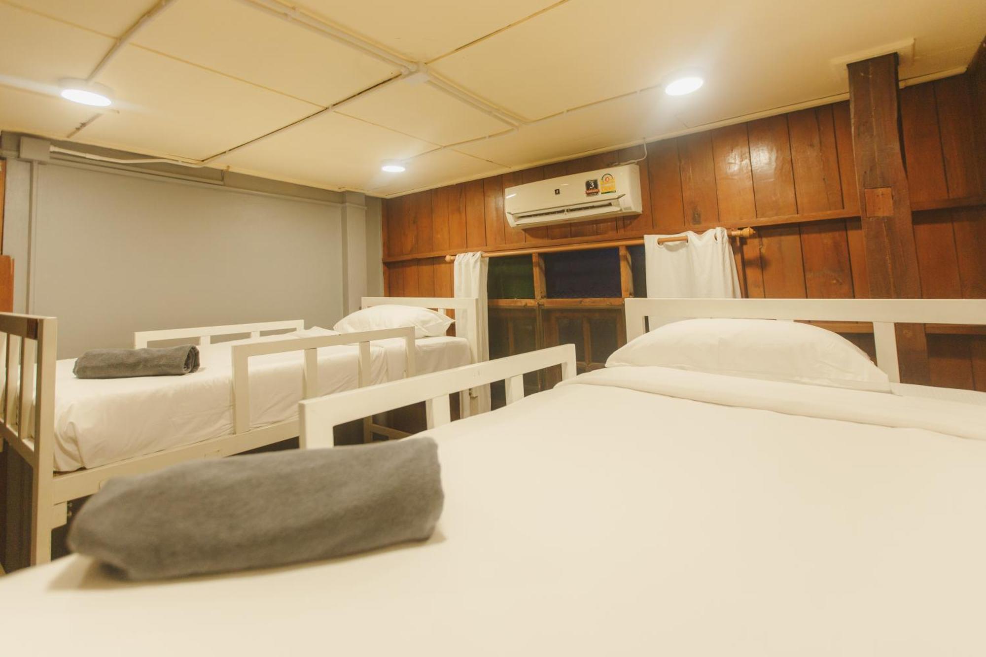 Agga Cnx Hostel 치앙마이 외부 사진