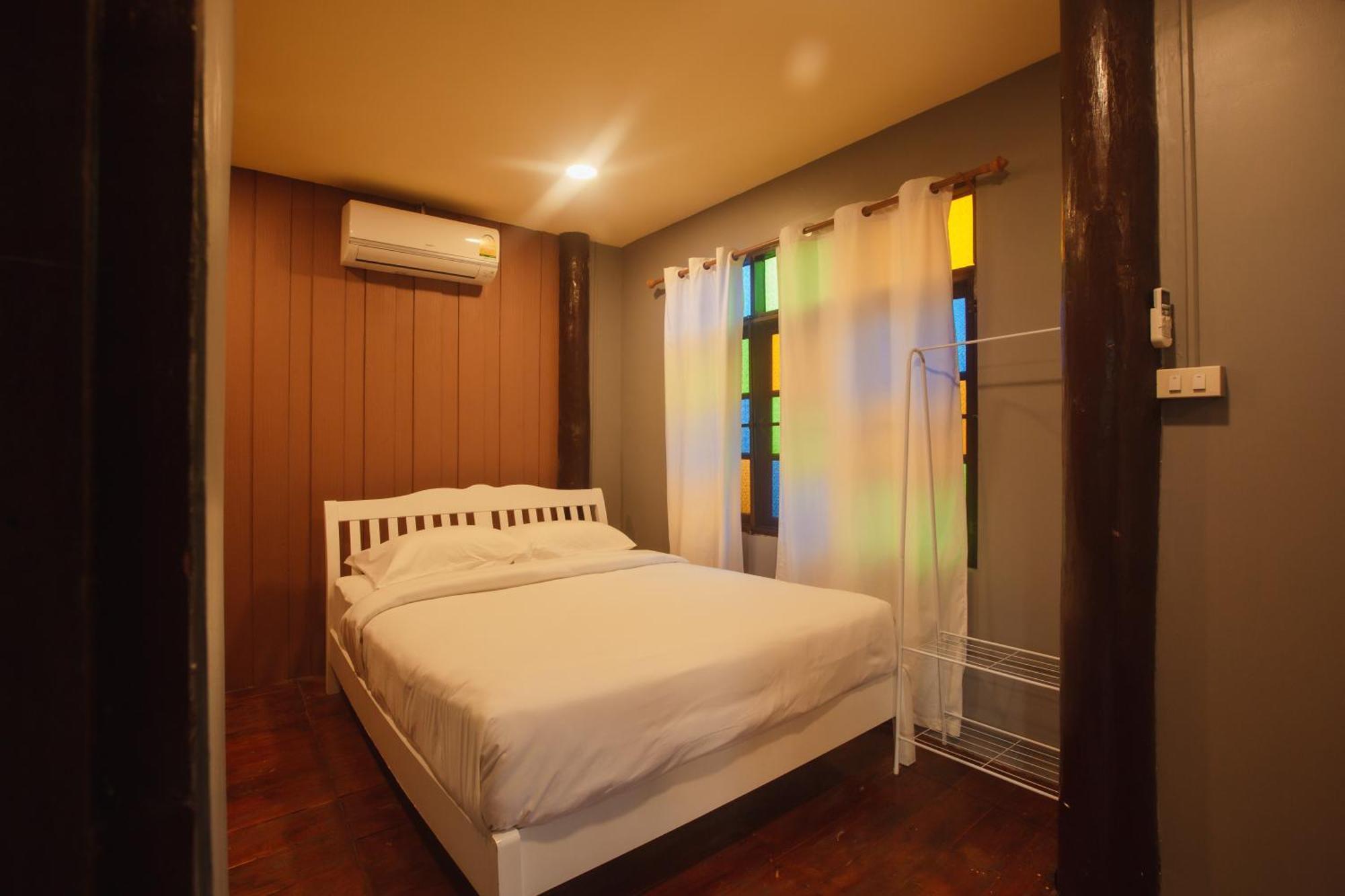 Agga Cnx Hostel 치앙마이 외부 사진