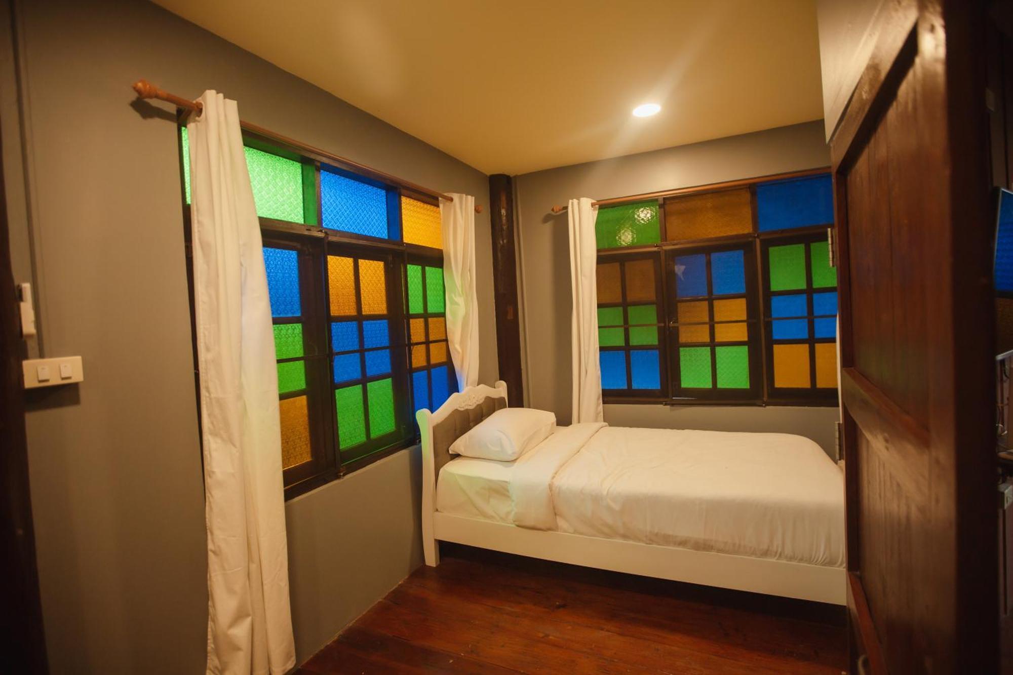Agga Cnx Hostel 치앙마이 외부 사진