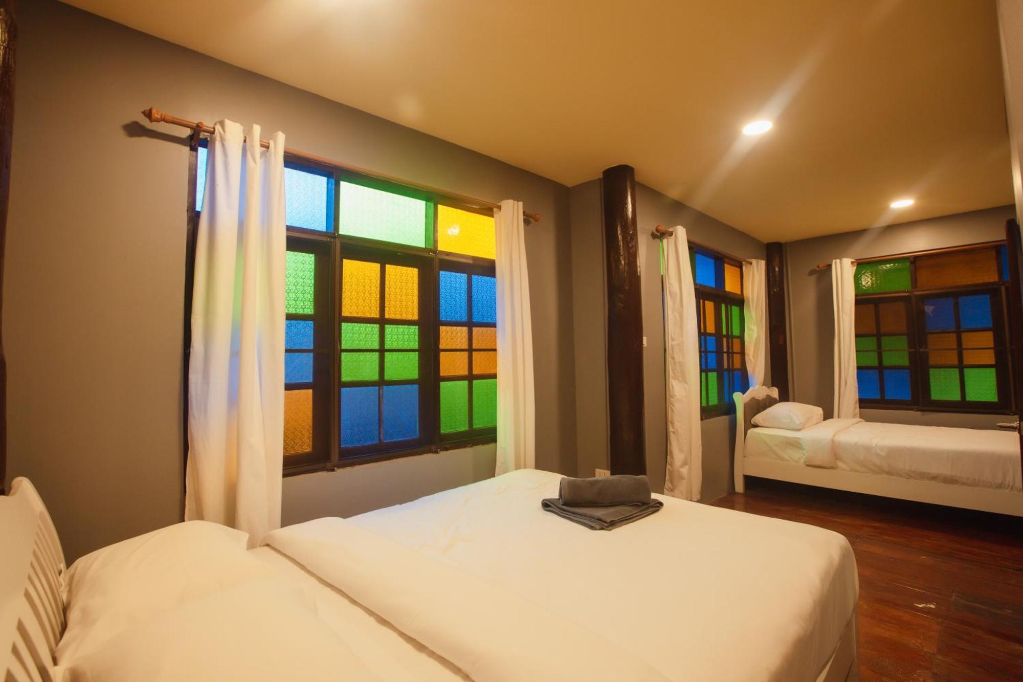 Agga Cnx Hostel 치앙마이 외부 사진