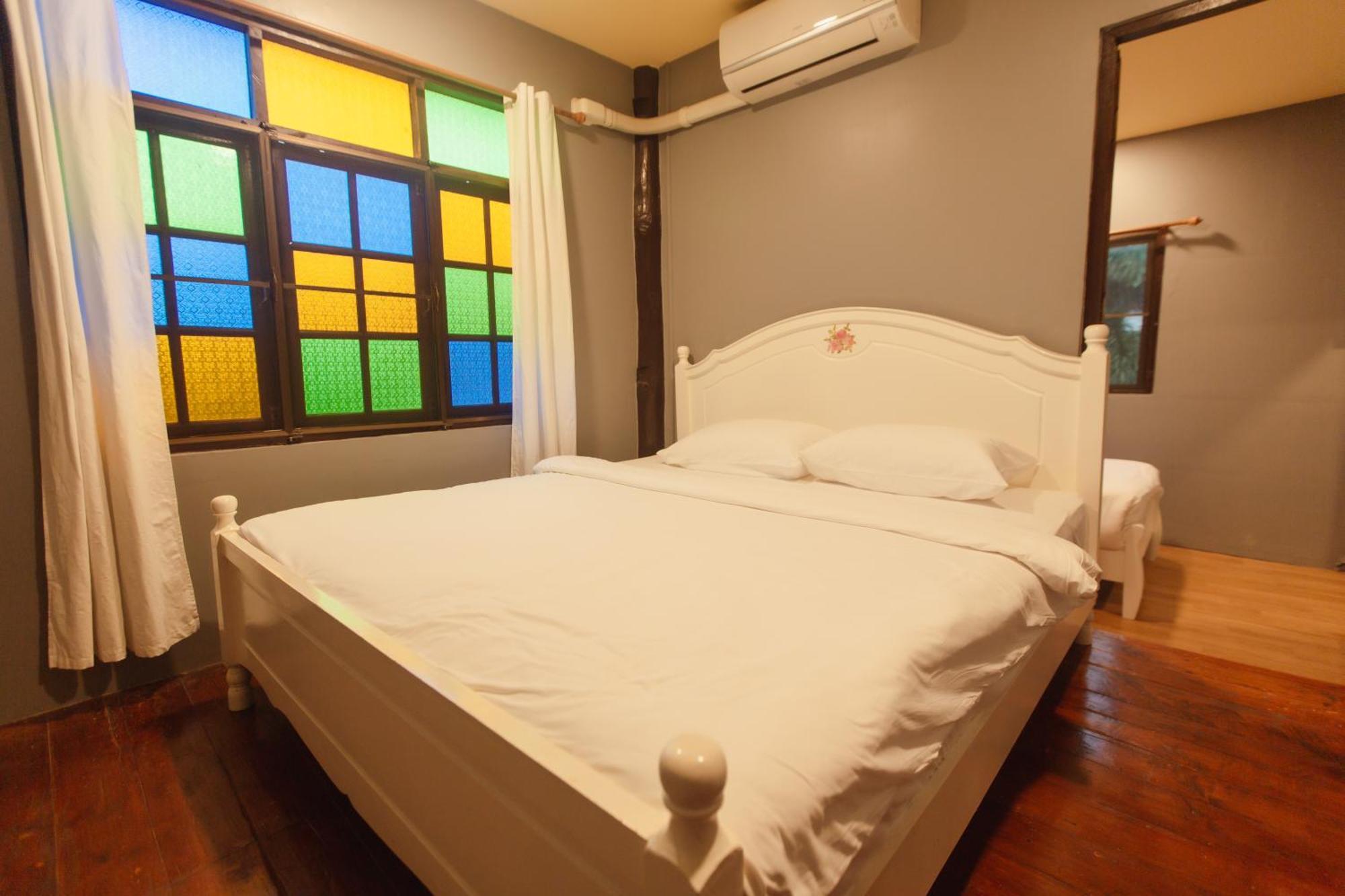 Agga Cnx Hostel 치앙마이 외부 사진