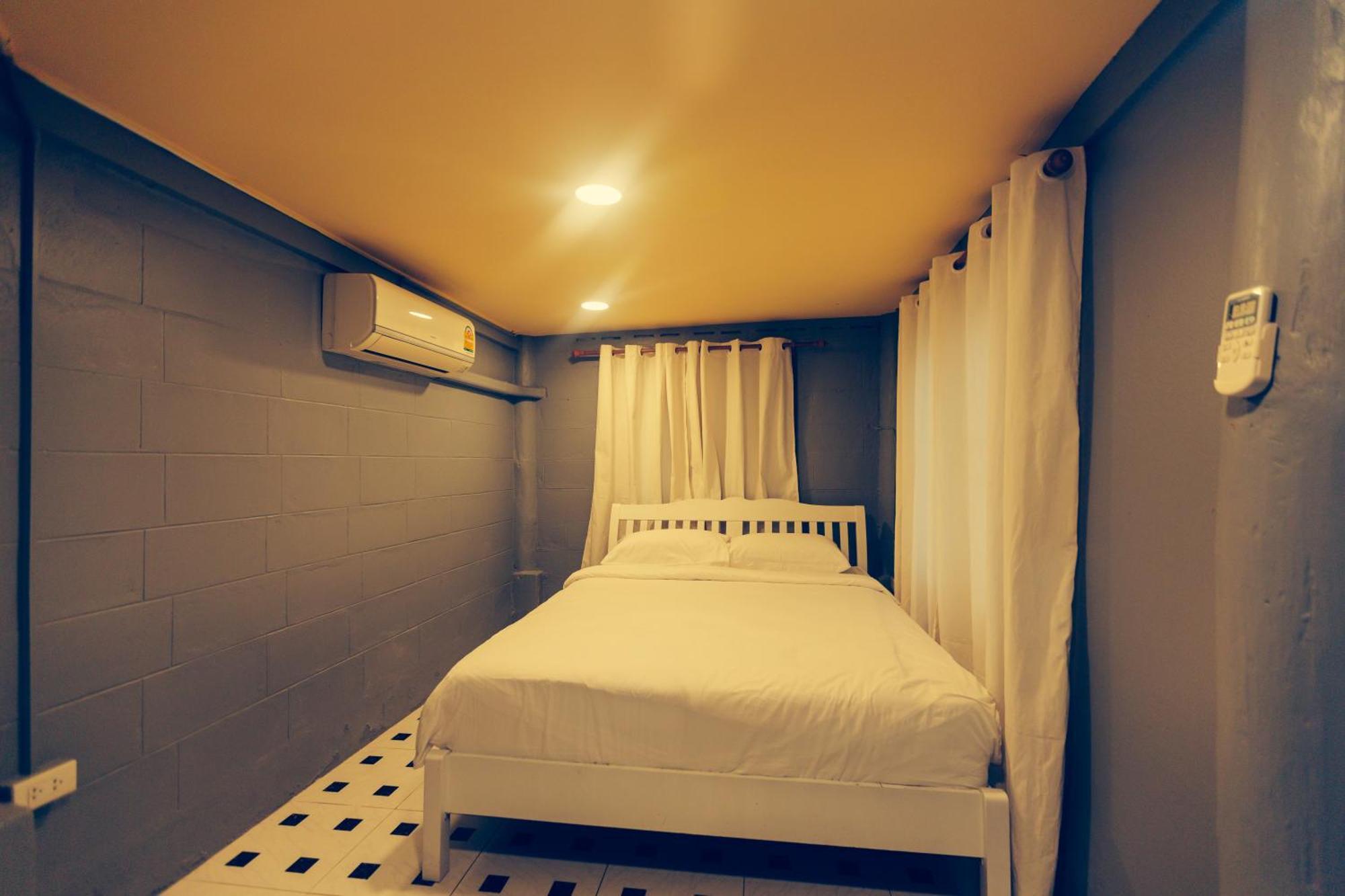Agga Cnx Hostel 치앙마이 외부 사진