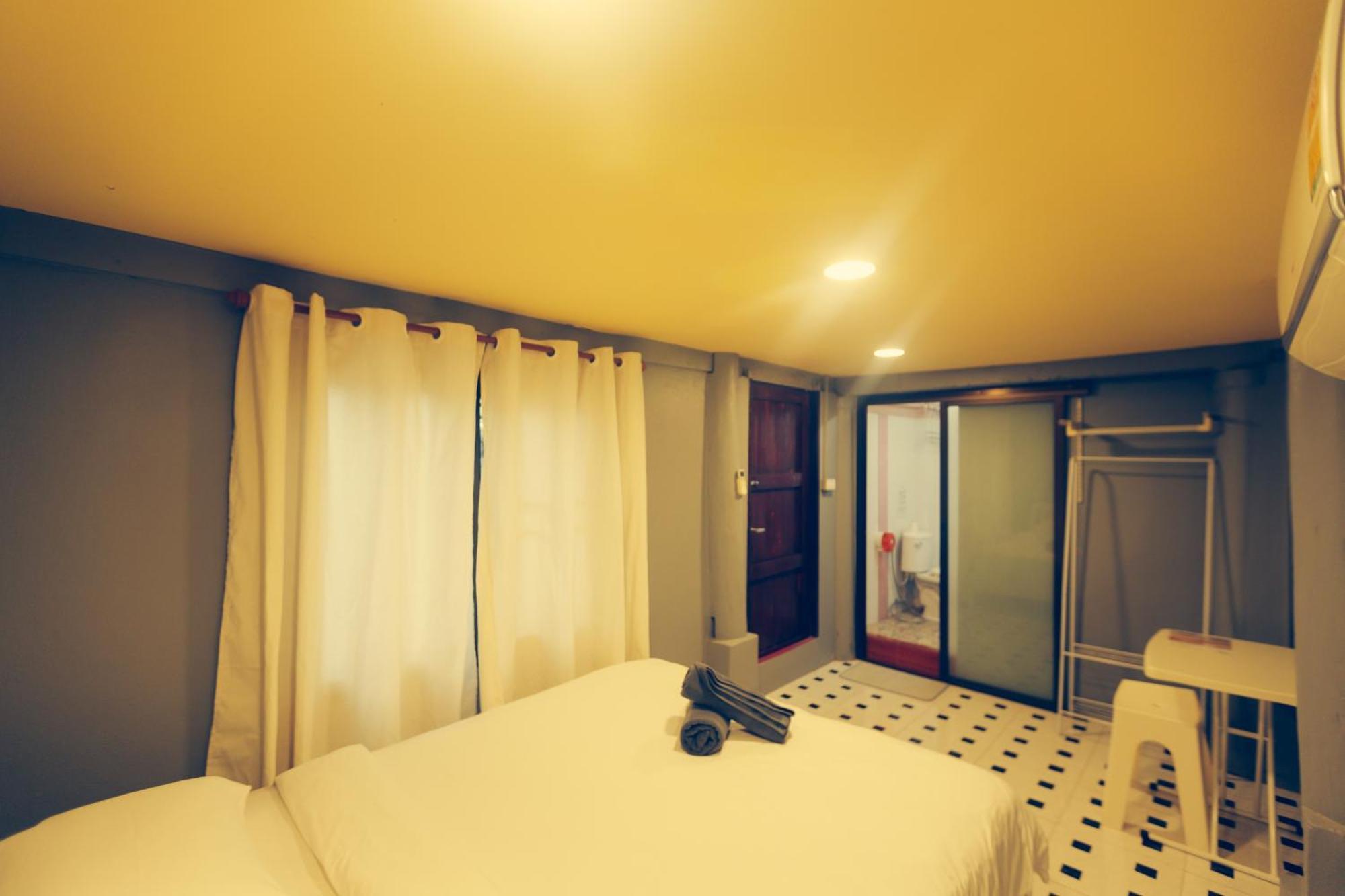 Agga Cnx Hostel 치앙마이 외부 사진
