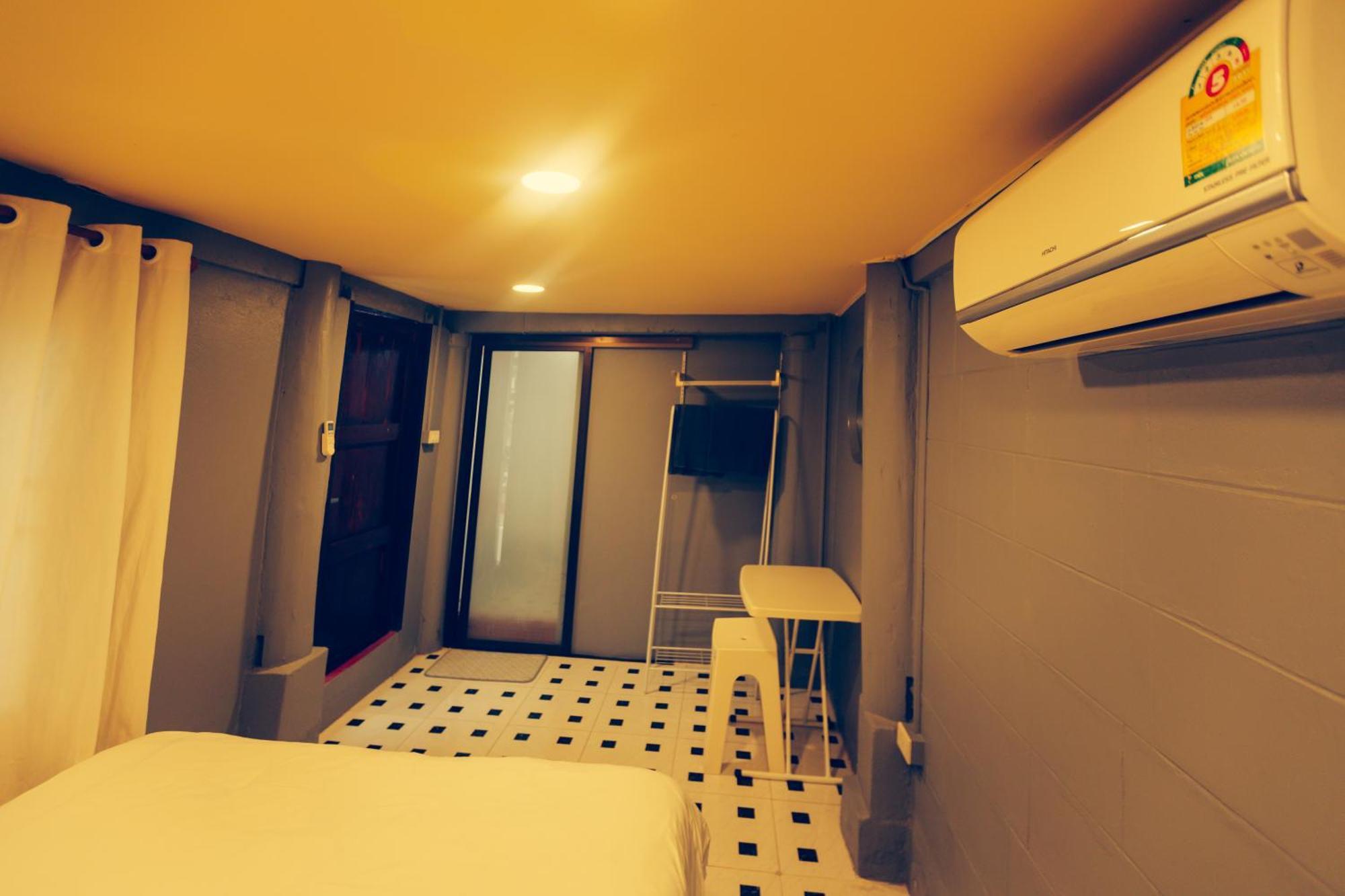 Agga Cnx Hostel 치앙마이 외부 사진