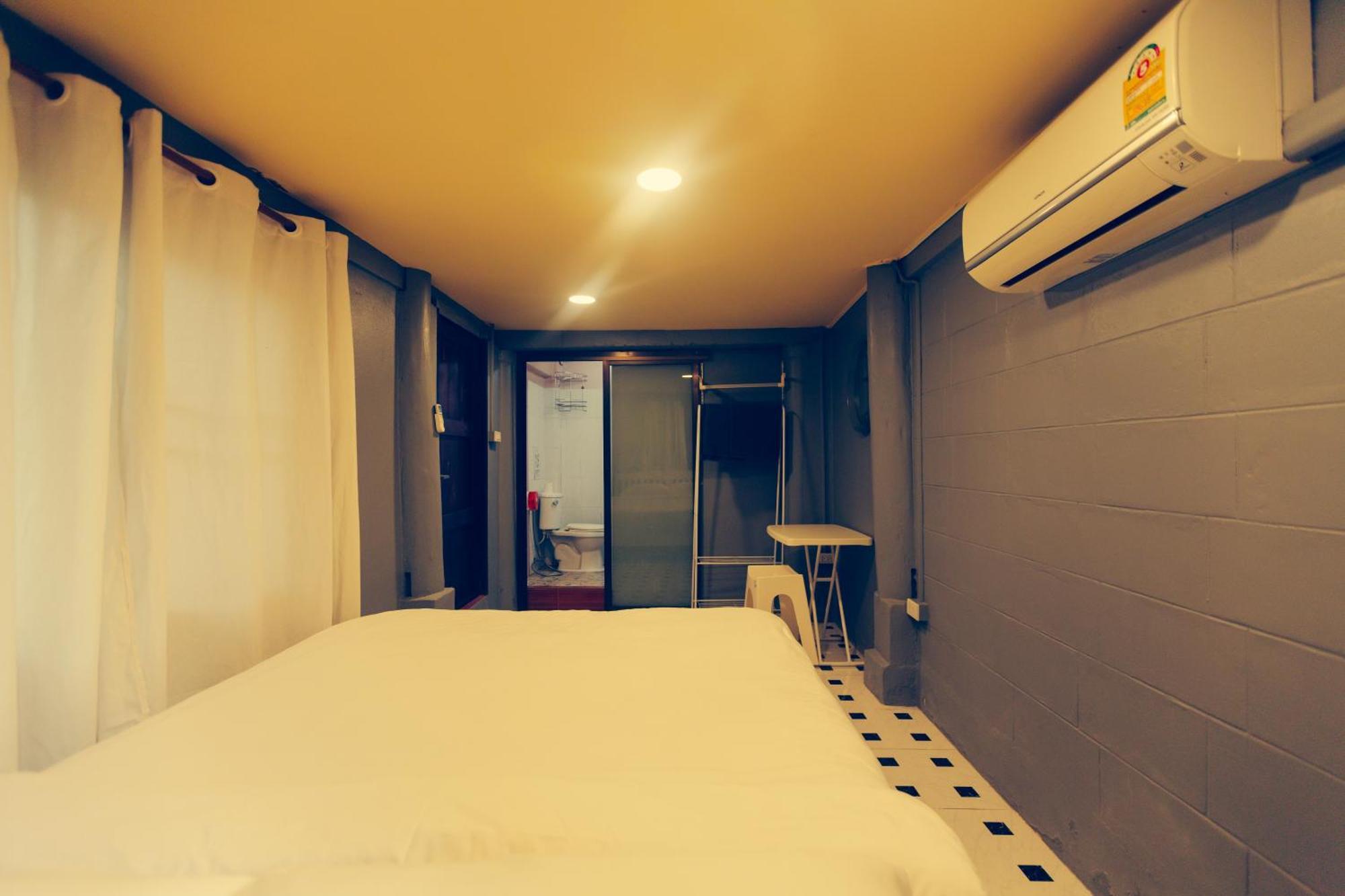 Agga Cnx Hostel 치앙마이 외부 사진