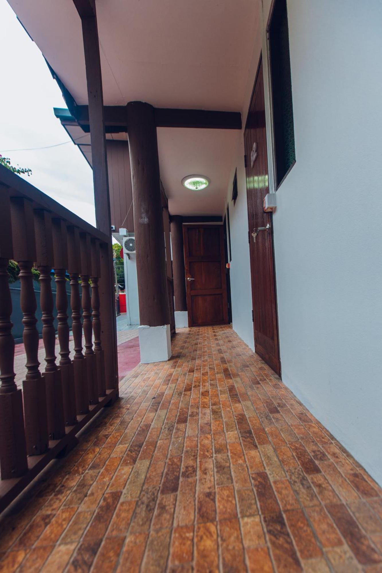 Agga Cnx Hostel 치앙마이 외부 사진